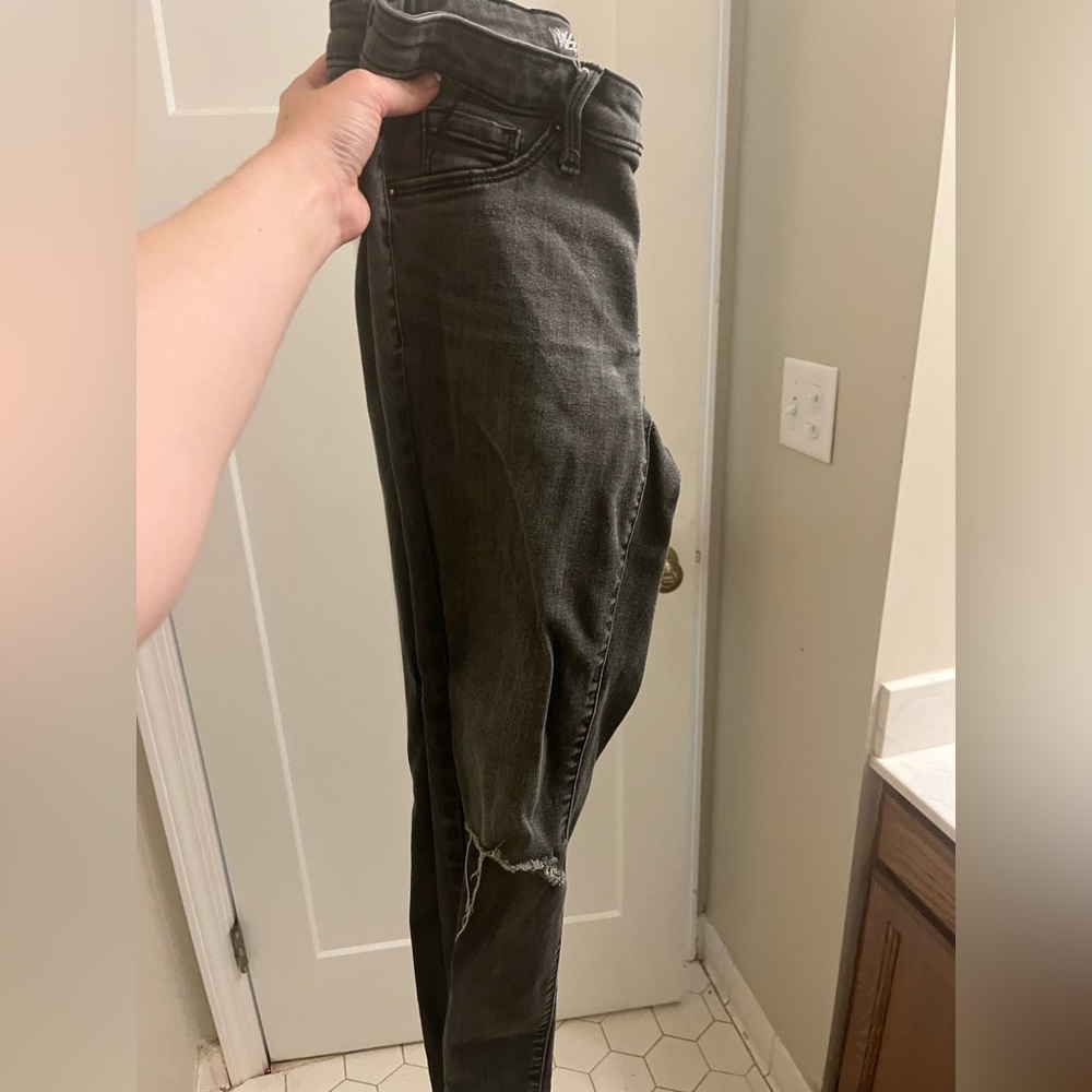 Mossimo mid-rise black distressed skinny jeans